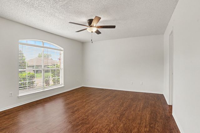 7107 Grey Dawn Lane, Dallas, TX 75227