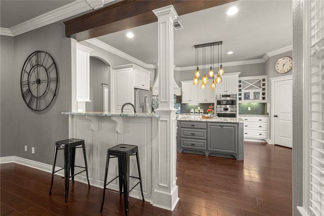 502 NE Marina Drive, Bentonville, AR 72712