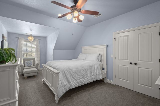 502 NE Marina Drive, Bentonville, AR 72712