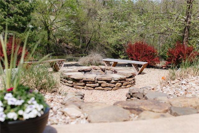 502 NE Marina Drive, Bentonville, AR 72712