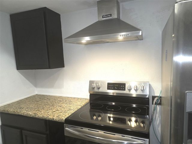 7118 Crownwest Street 7118, Houston, TX 77072