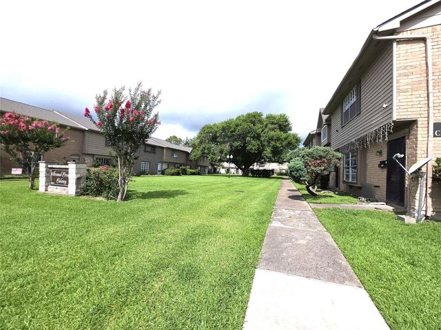 7118 Crownwest Street 7118, Houston, TX 77072