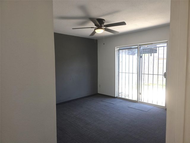 7118 Crownwest Street 7118, Houston, TX 77072