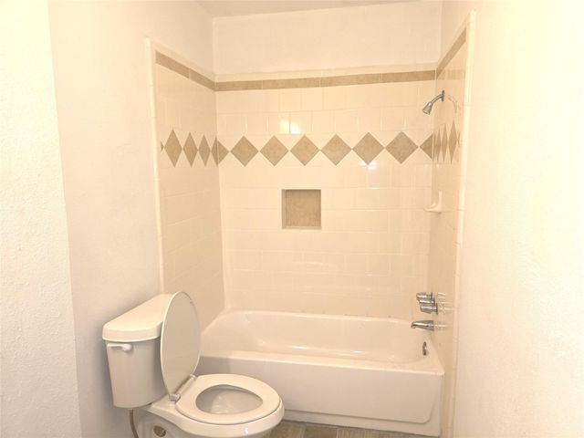 7118 Crownwest Street 7118, Houston, TX 77072