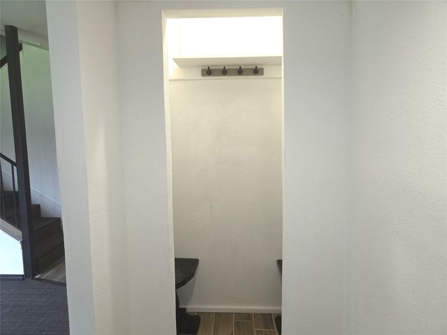 7118 Crownwest Street 7118, Houston, TX 77072