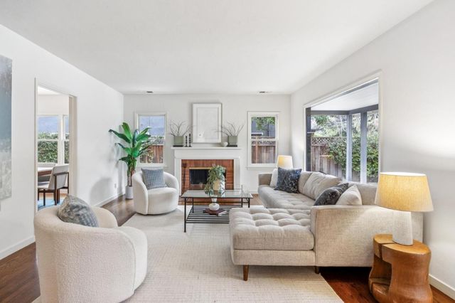 580 Lincoln Avenue, Palo Alto, CA 94301