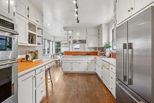 580 Lincoln Avenue, Palo Alto, CA 94301