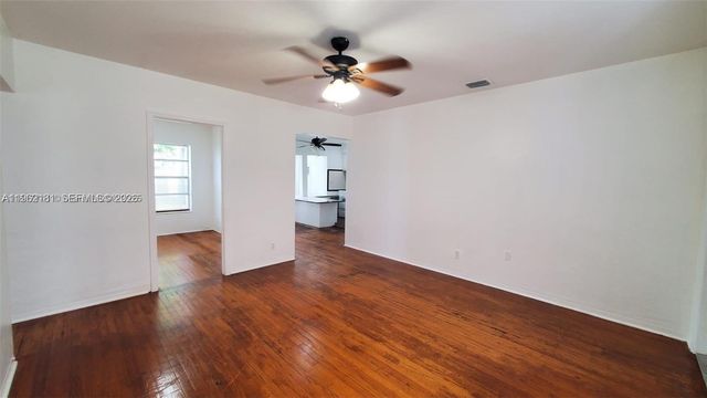 2322 Wilson St, Hollywood, FL 33020