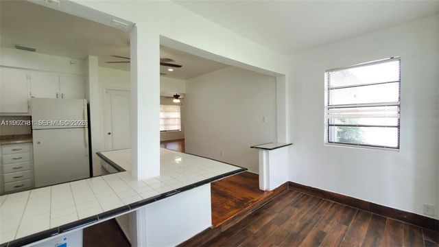 2322 Wilson St, Hollywood, FL 33020