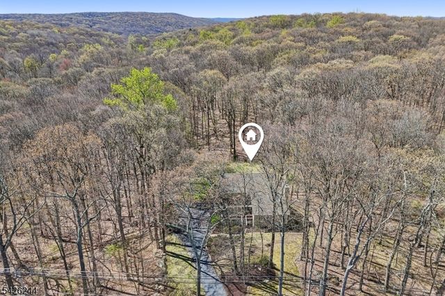 53 Lee Hill Rd, Byram Twp., NJ 07821