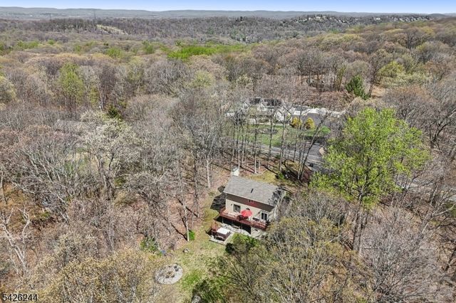 53 Lee Hill Rd, Byram Twp., NJ 07821