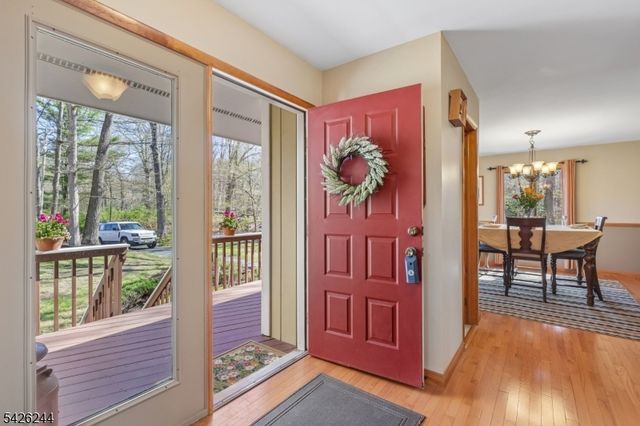 53 Lee Hill Rd, Byram Twp., NJ 07821