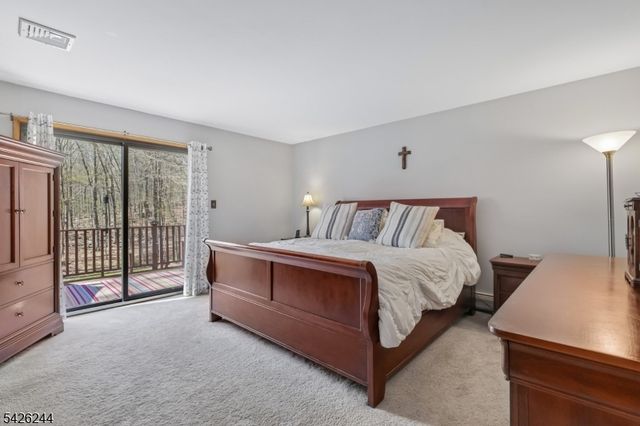 53 Lee Hill Rd, Byram Twp., NJ 07821