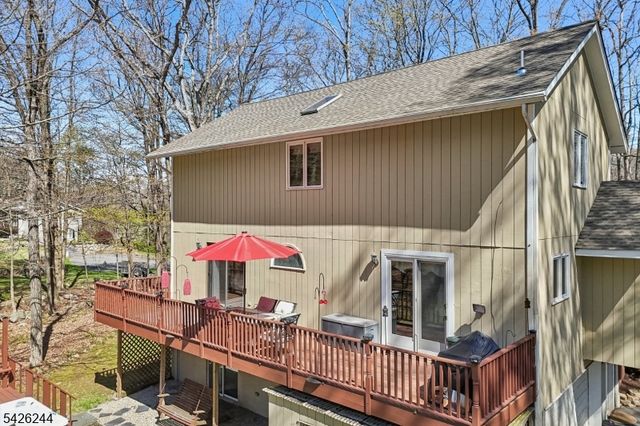 53 Lee Hill Rd, Byram Twp., NJ 07821