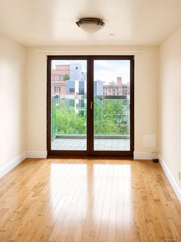 14022 Beech Avenue 6C, Flushing, NY 11355