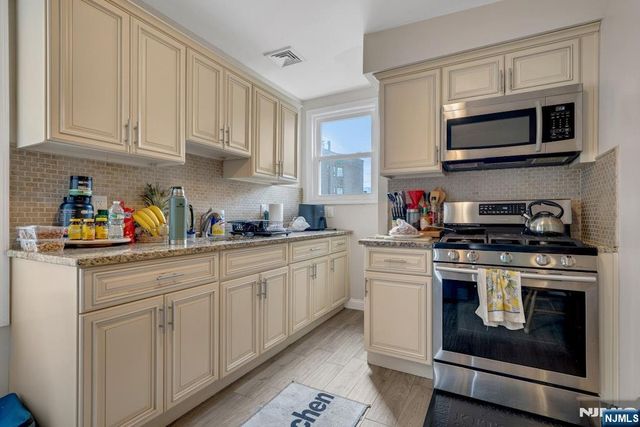 57 Madison Street, Newark, NJ 07105