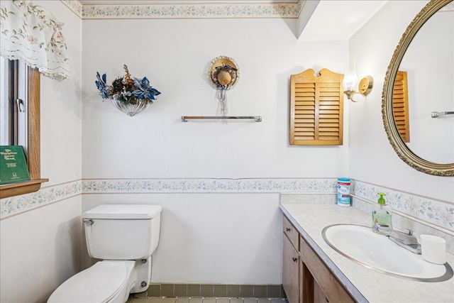 10129 Westmanor Drive, Franklin Park, IL 60131