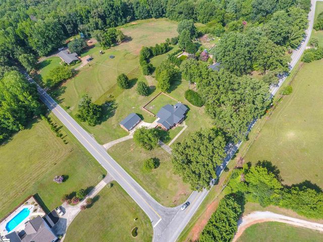 403 Bethlehem Ridge Road, Pickens, SC 29671