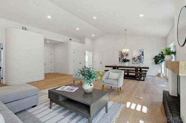 4959 Lamia Way, Oceanside, CA 92056