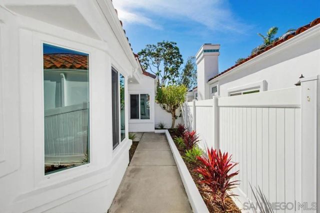 4959 Lamia Way, Oceanside, CA 92056