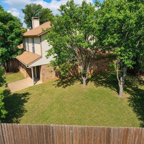 2006 W Sanford Street, Arlington, TX 76012