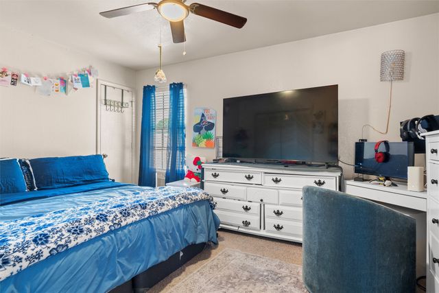 2006 W Sanford Street, Arlington, TX 76012