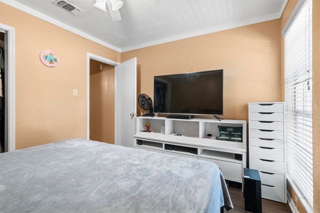2006 W Sanford Street, Arlington, TX 76012