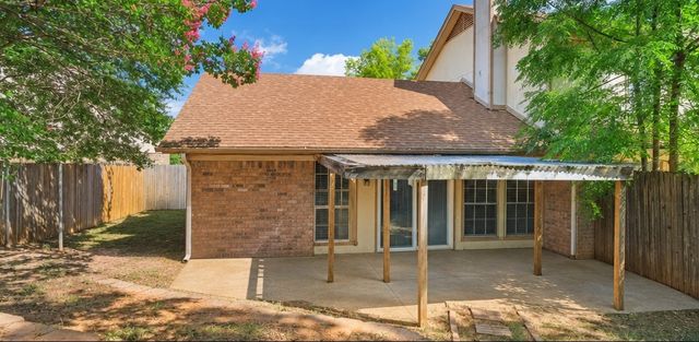 2006 W Sanford Street, Arlington, TX 76012