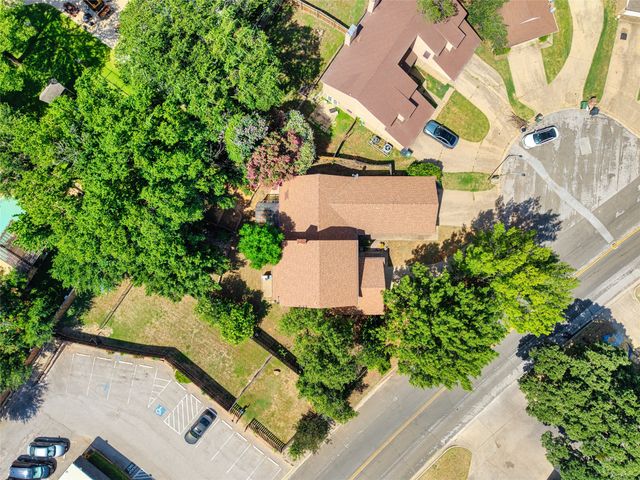 2006 W Sanford Street, Arlington, TX 76012