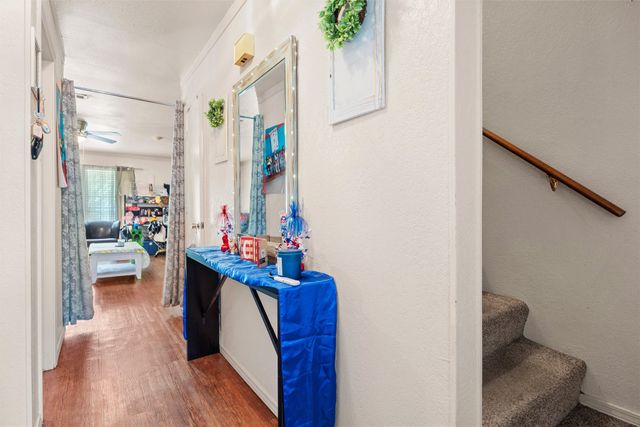 2006 W Sanford Street, Arlington, TX 76012