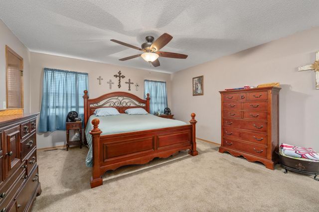 5350 S Midland Cir, Wichita, KS 67217
