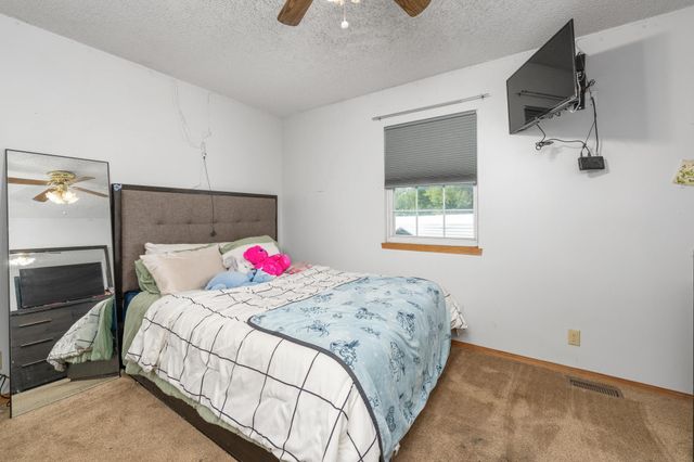 5350 S Midland Cir, Wichita, KS 67217