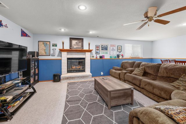 5350 S Midland Cir, Wichita, KS 67217
