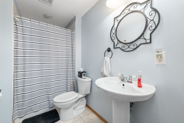 5350 S Midland Cir, Wichita, KS 67217