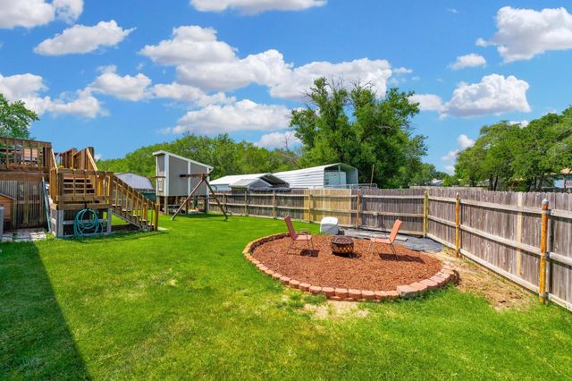 5350 S Midland Cir, Wichita, KS 67217