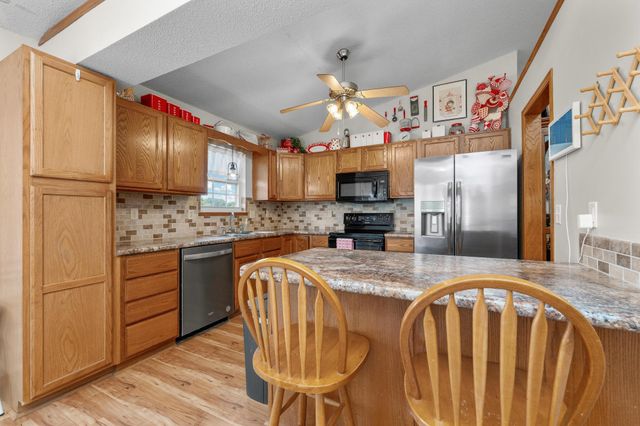5350 S Midland Cir, Wichita, KS 67217