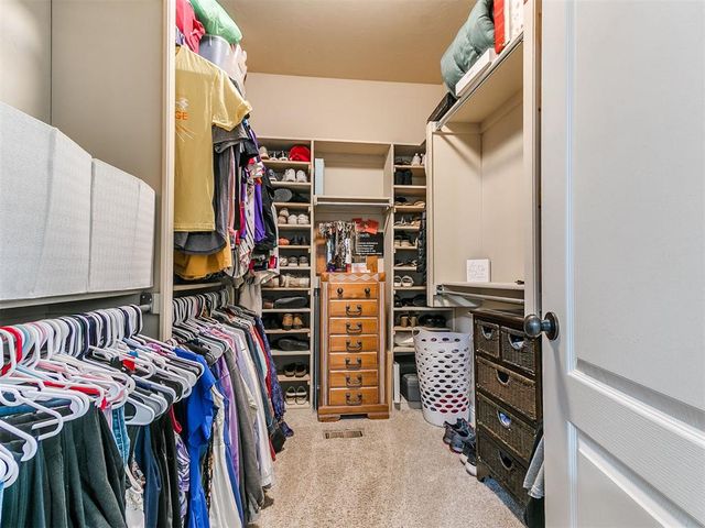 213 Tisbury Road, Norman, OK 73071