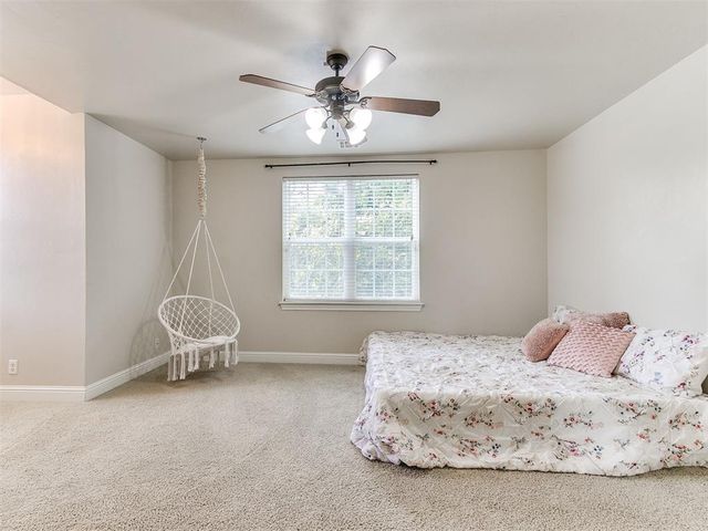 213 Tisbury Road, Norman, OK 73071