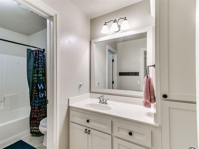 213 Tisbury Road, Norman, OK 73071