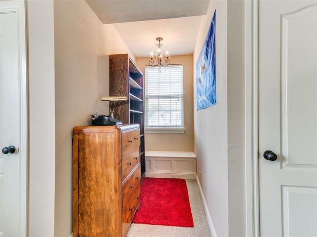 213 Tisbury Road, Norman, OK 73071