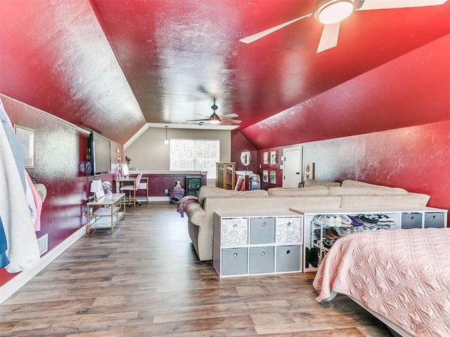 213 Tisbury Road, Norman, OK 73071