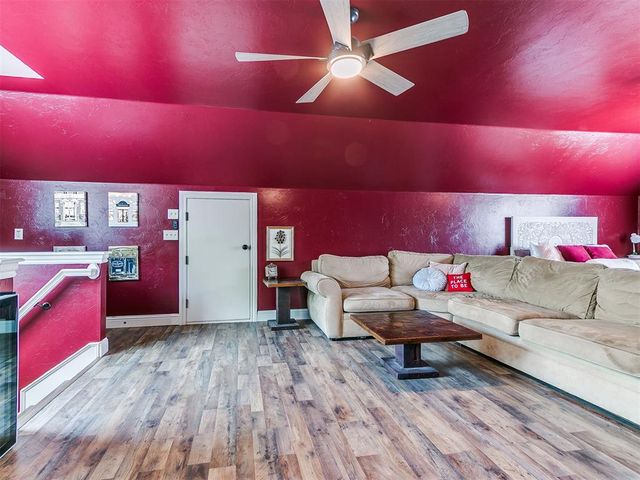213 Tisbury Road, Norman, OK 73071