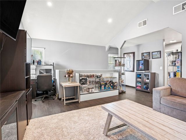 1926 Windsor, Pomona, CA 91767
