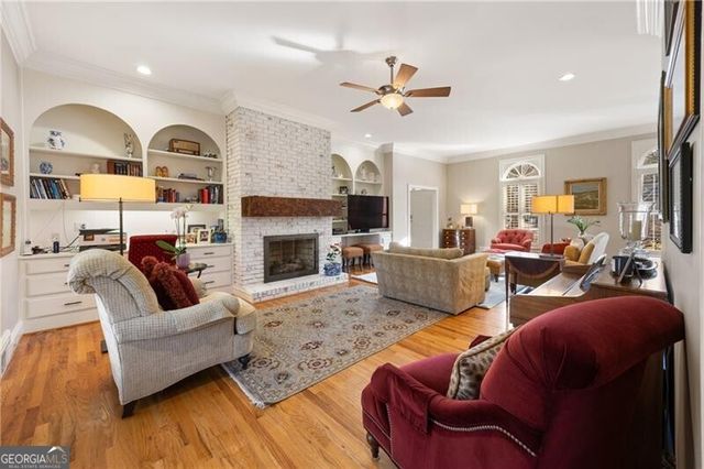 250 Parian Run, Johns Creek, GA 30097