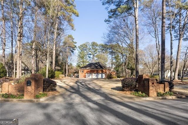 250 Parian Run, Johns Creek, GA 30097