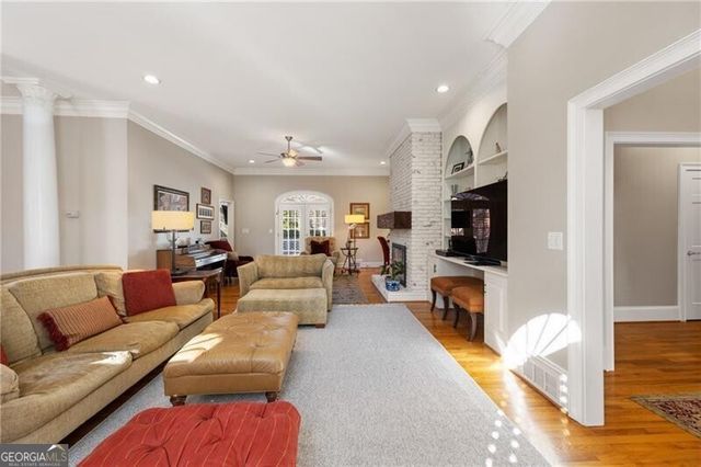 250 Parian Run, Johns Creek, GA 30097