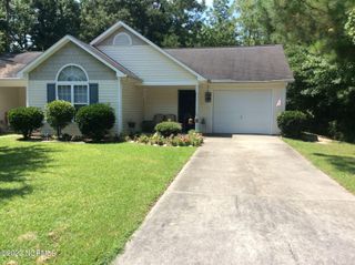 205 Tobiano Drive, New Bern, NC 28562