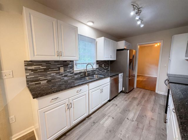 201 Hamlet Road, Summerville, SC 29485