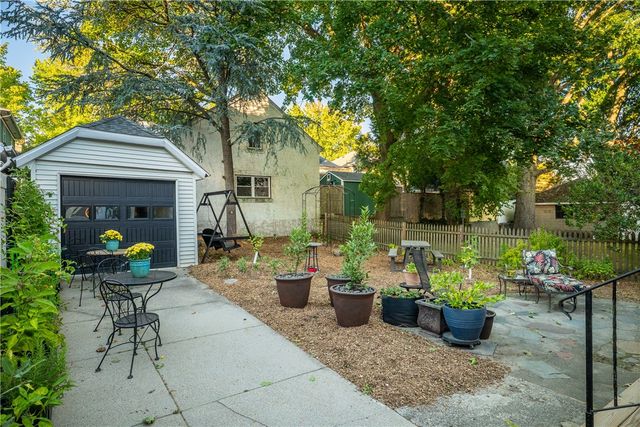 16 Sargent Avenue, Providence, RI 02906