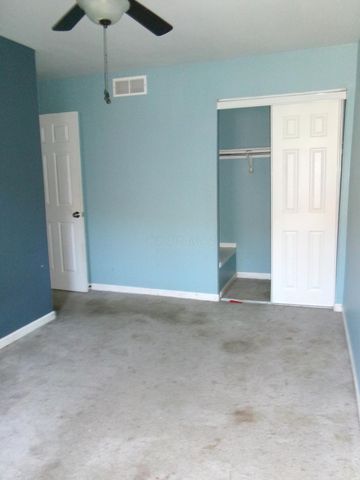 617 Simbury Street, D-8, Columbus, OH 43228